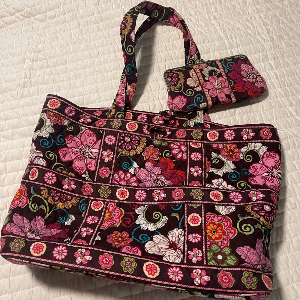 Vera Bradley Floral Patterned Tote Bag with Matching Pouch
